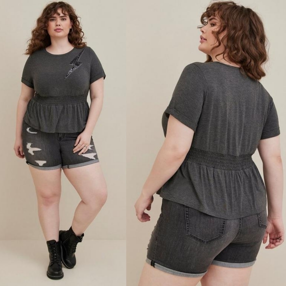 NEW TORRID PEPLUM TEE IN GRAY SIZE 1X NWT